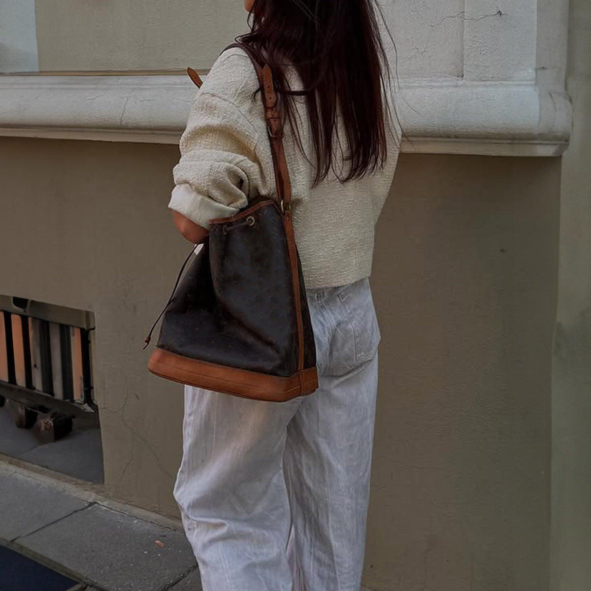 Elegante, vielseitige, einfarbige Jacke für Damen