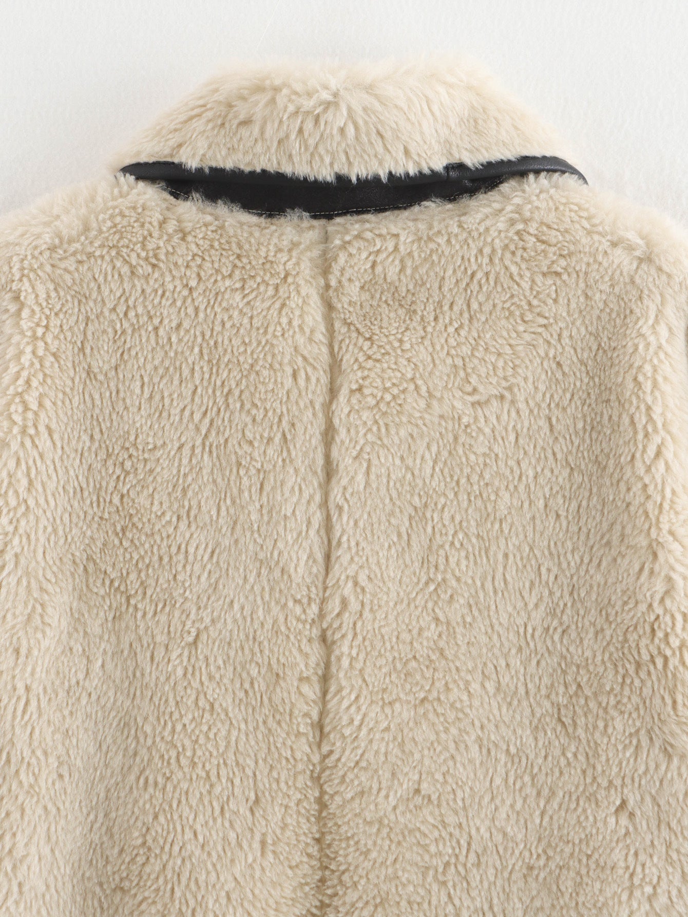 Large Lapel Fur Integrated Long Sleeve Plush Coat